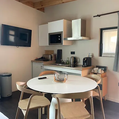 Les Eco-lodges Du Domaine De L'epau Lodge Yvré-lʼÉvêque