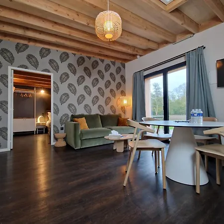 Les Eco-lodges Du Domaine De L'epau Lodge Yvré-lʼÉvêque